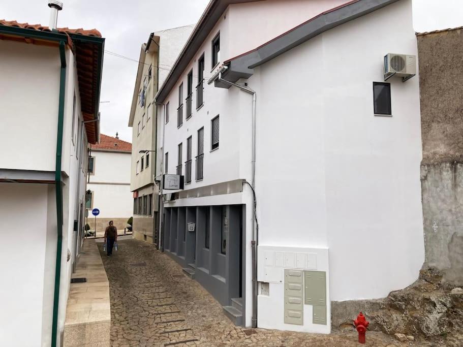 Casa Do Largo Apartment Bragança Екстериор снимка
